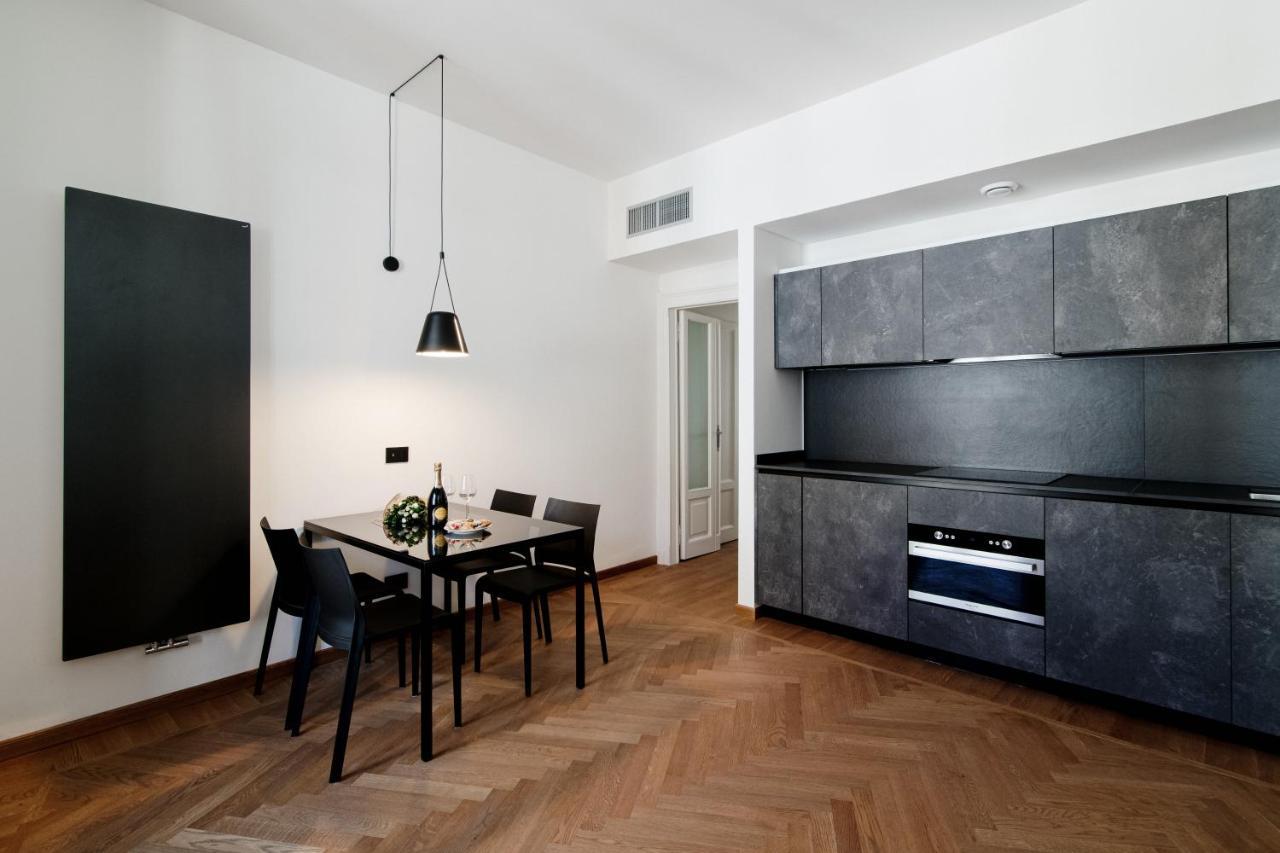 Dome'S Charme - The House Of Travelers Apartment Como Exterior foto